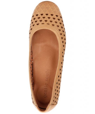 Women's Eugene Travel Ballet Flats PD02 $73.14 Shoes