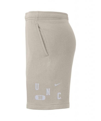 Men's Cream North Carolina Tar Heels Fleece Shorts $35.74 Shorts