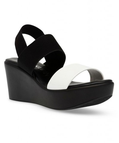 Women's Poli Platform Sandal Black $39.16 Shoes